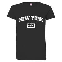 Obratite pažnju na žensku majicu s njujorškim pozivnim brojem